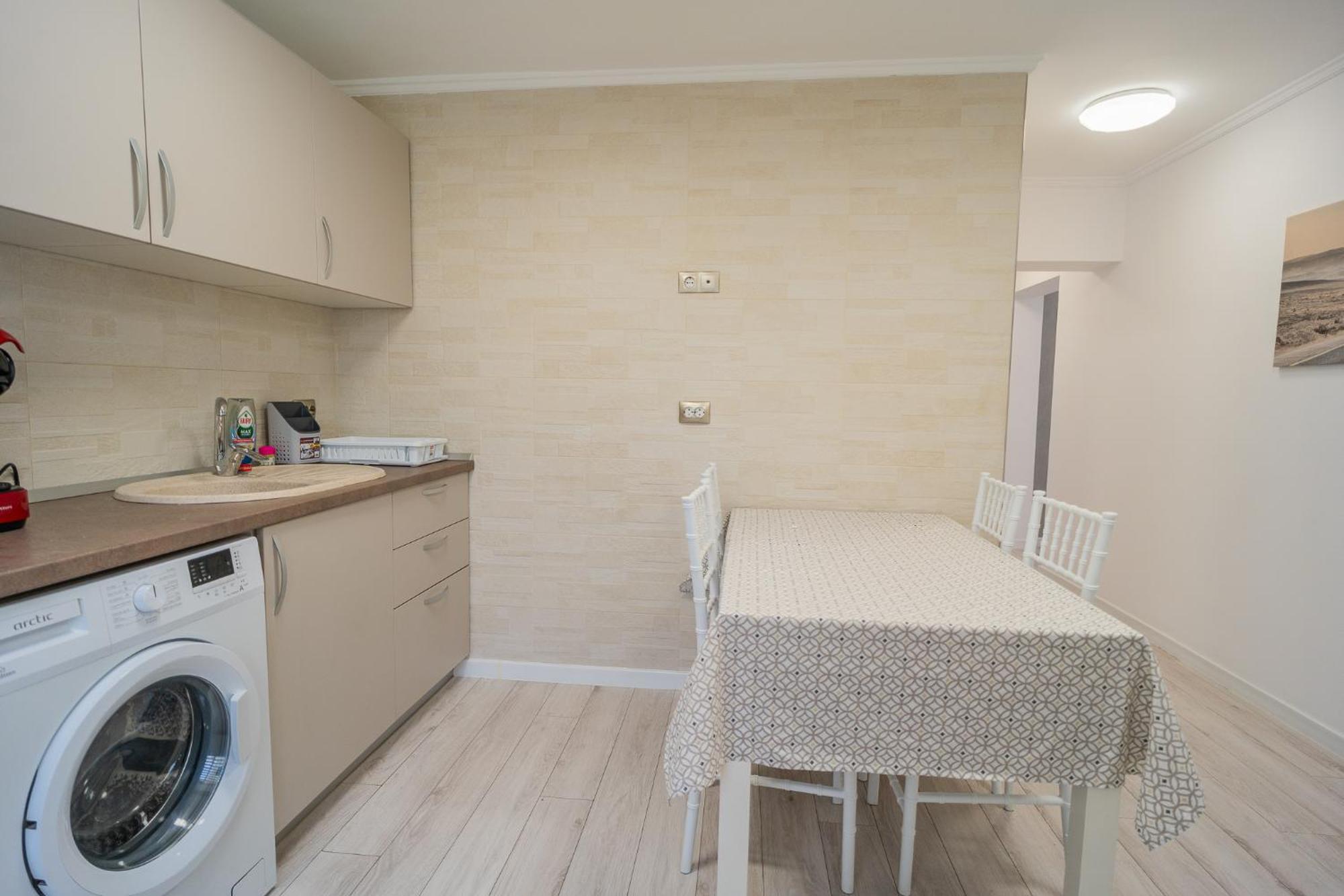 דירות בוקרשט Luxury 2Br On Decebal Avenue מראה חיצוני תמונה
