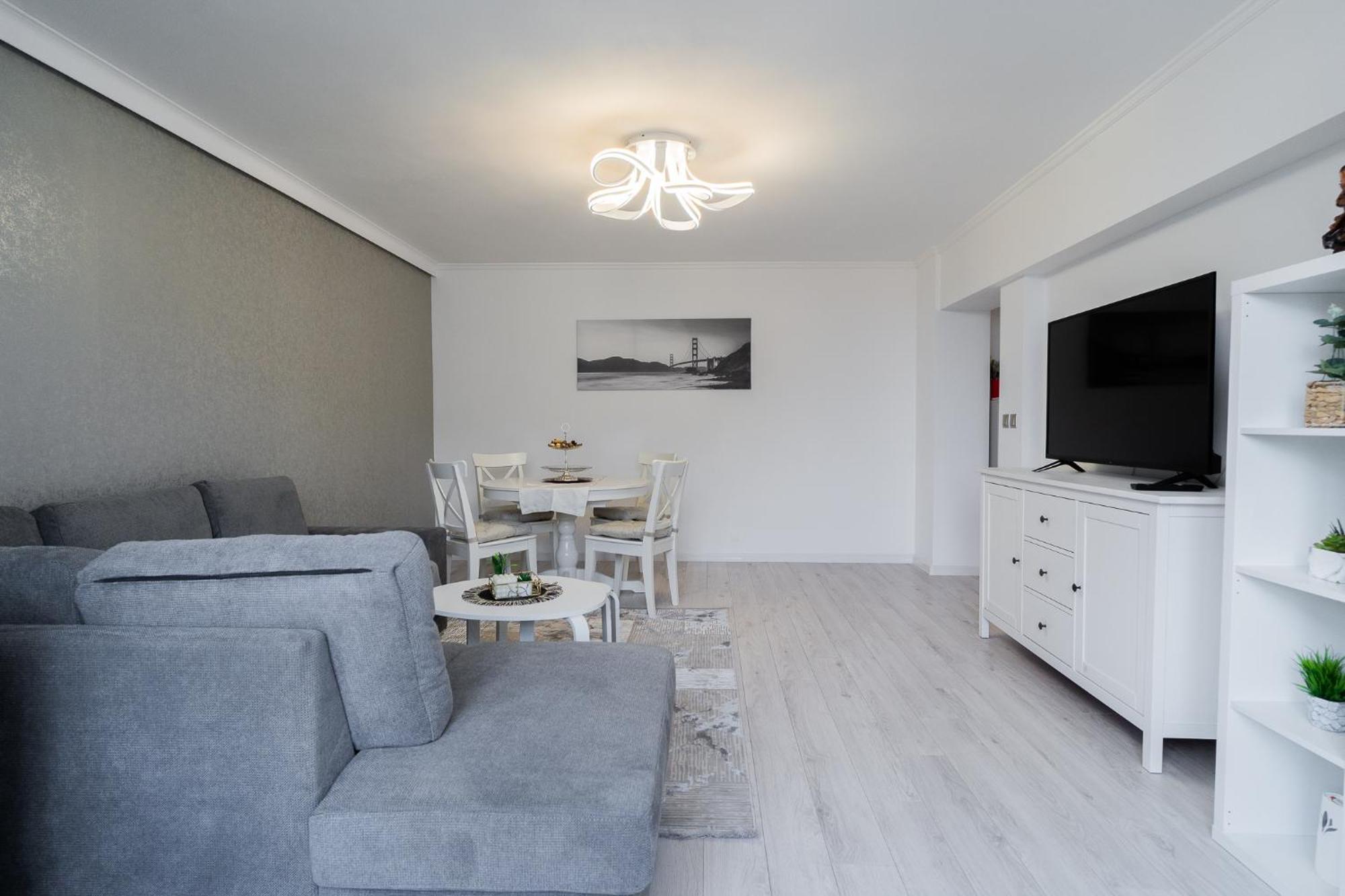 דירות בוקרשט Luxury 2Br On Decebal Avenue מראה חיצוני תמונה